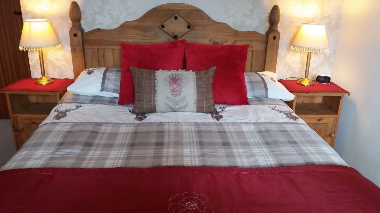 Toads Croak Bed & Breakfast อินเวอร์เนส ภายนอก รูปภาพ